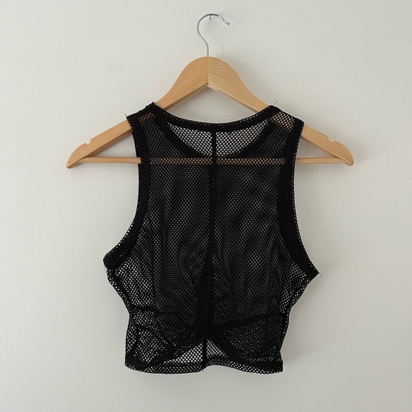 Net Mesh Crop Top Size 6 Estimated NWOT - Picture 2 of 2